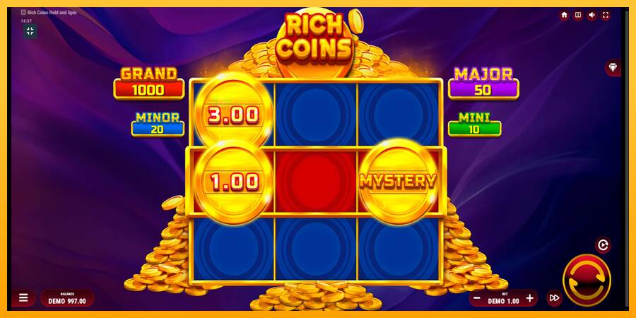 Rich Coins Hold and Spin automat për para të vërteta, foto 2